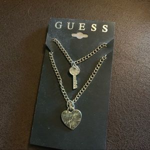 NWT Guess Layered Necklace